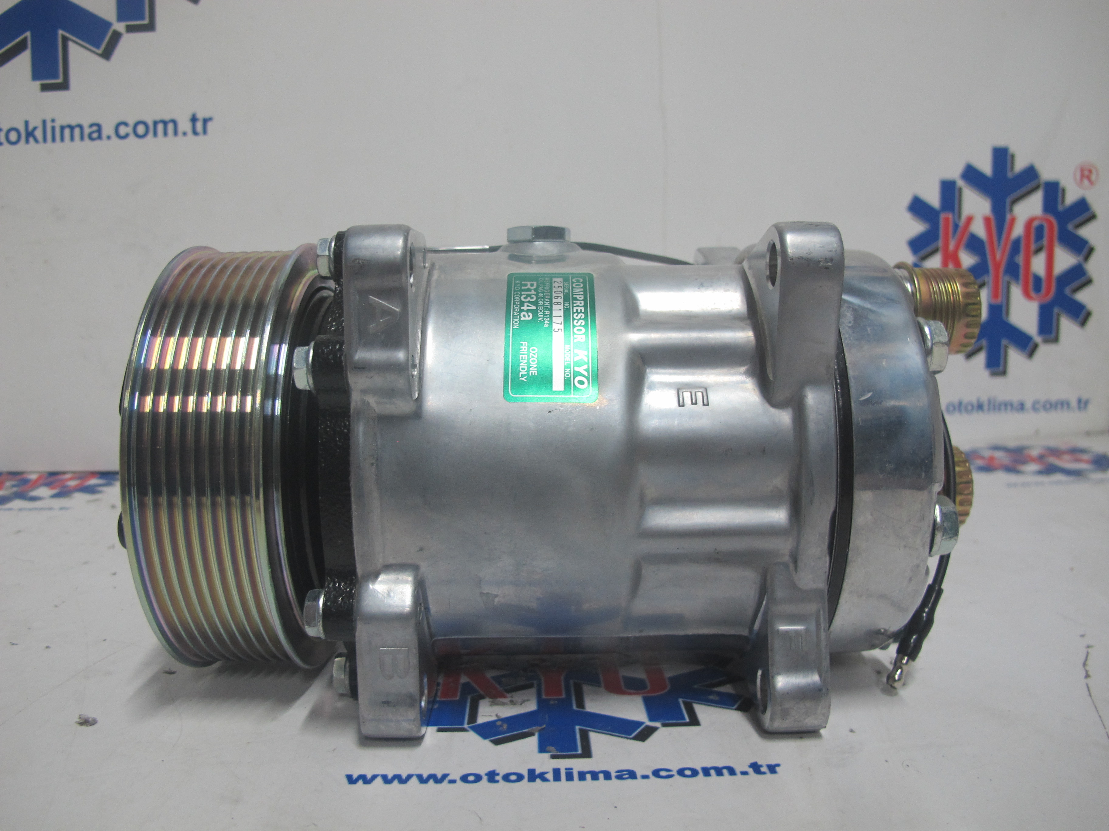 KYOK15036  SANDEN  H15 12 V 8 PK  32X32  M-B OEM : SANDEN 6080