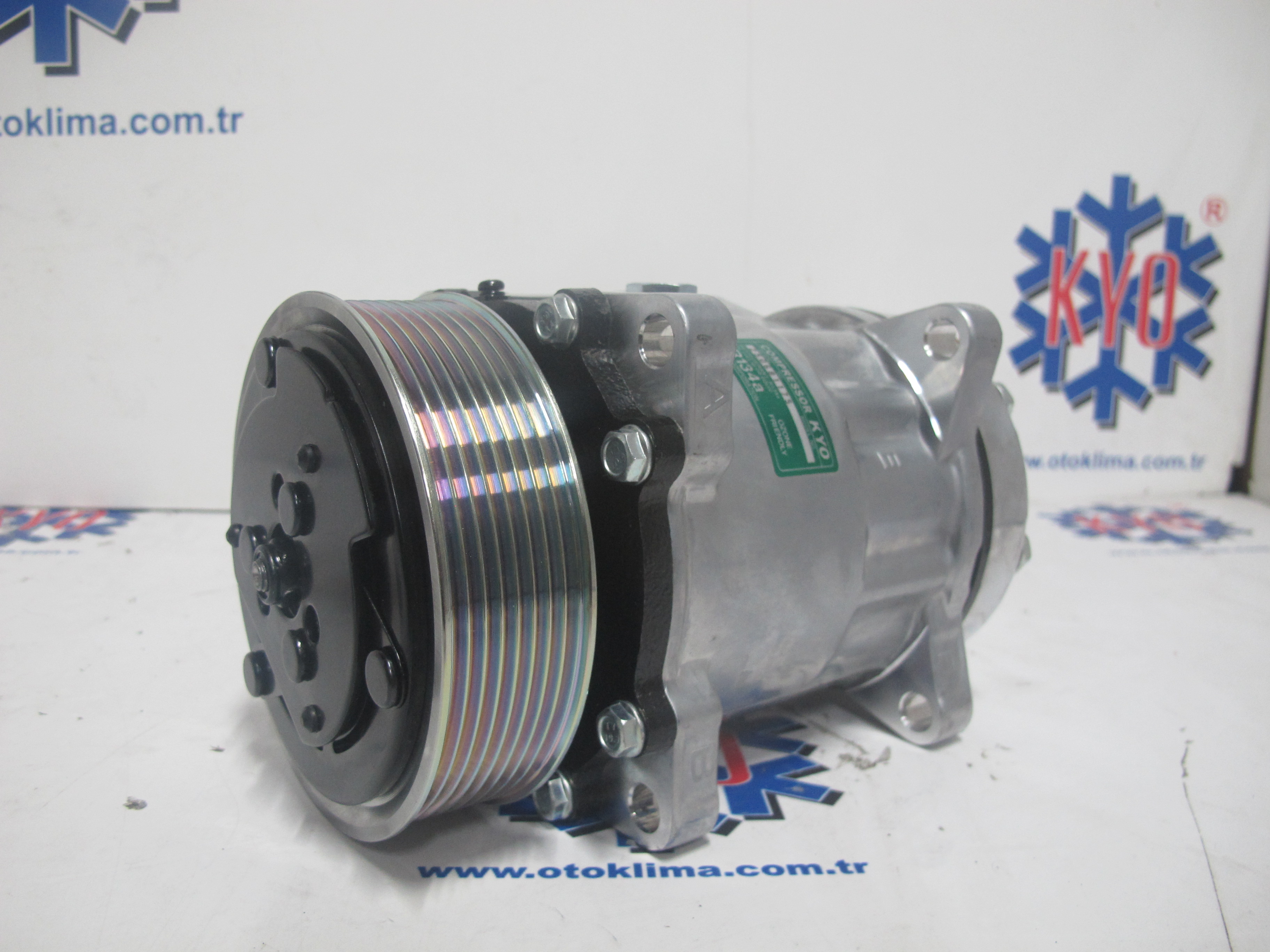 KYOK15036  SANDEN  H15 12 V 8 PK  32X32  M-B OEM : SANDEN 6080