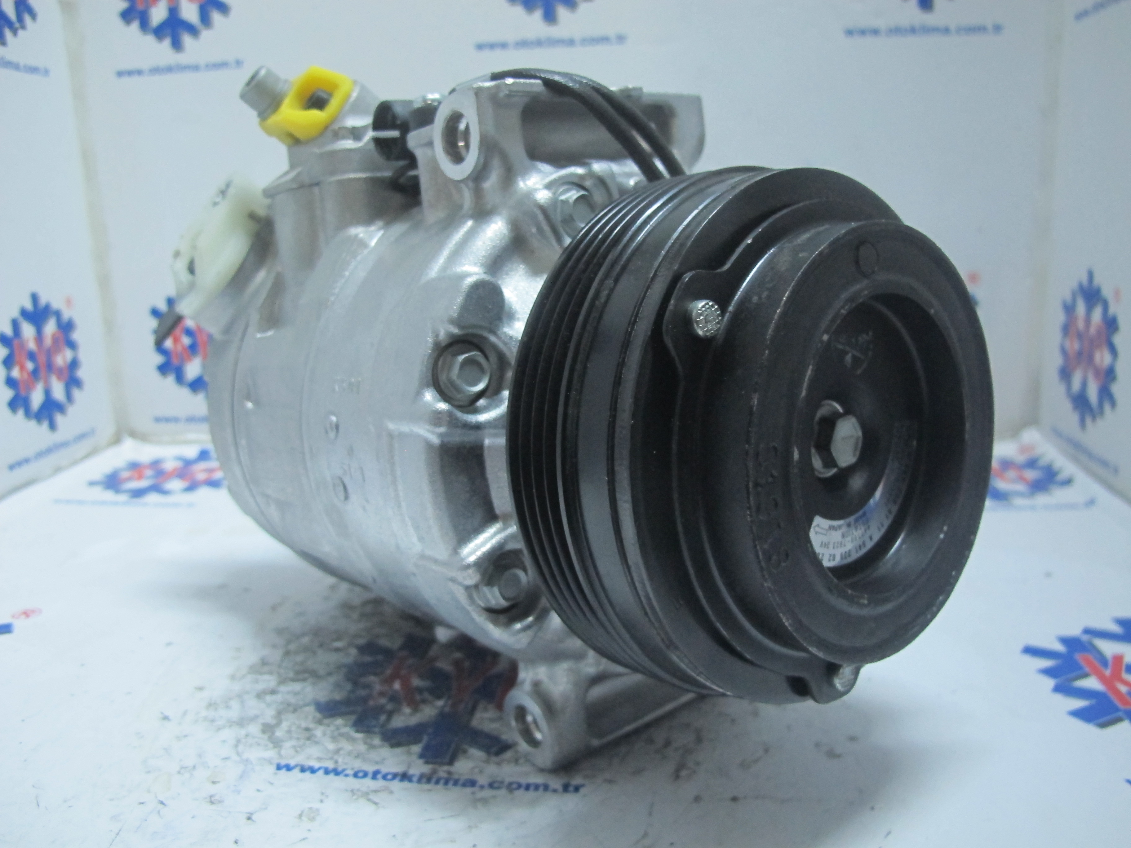KYOK150361 BMW E39 - X5 - X3 - E46  4 PK OEM : 64526916232 - 447260-0784
