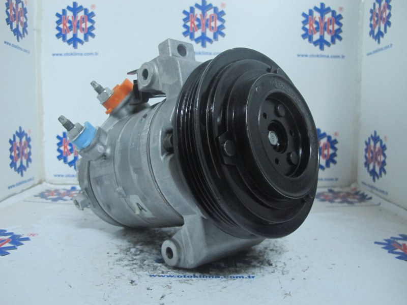 KYOK150369 FORD MUSTANG 4 PK OEM : DR33-19D629-AA