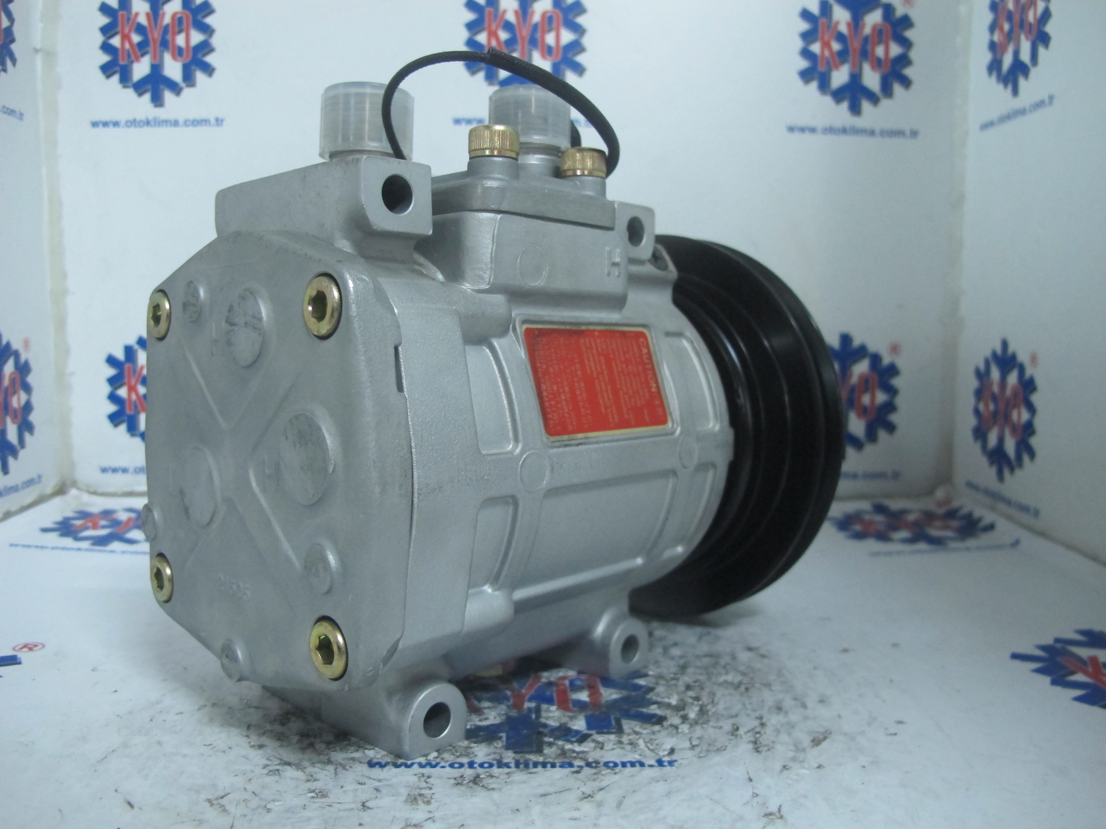 KYOK150377 MİTSUBİSHİ L300 OEM : 447200-7744