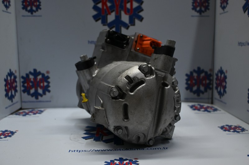 KYOK150379 VOLKSWGEN İD4 - E-TRON OEM : 1EA816797