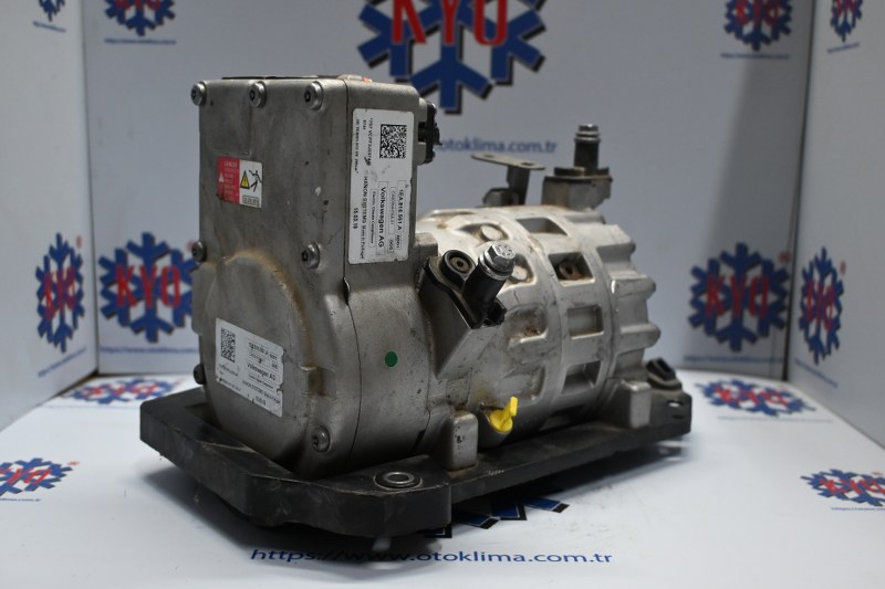 KYOK150380 VOLKSWAGEN ID3- ID4  OEM : 1EA816551A