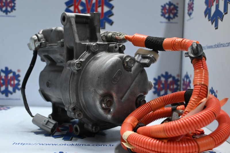 KYOK150397 MİTSUBİSHİ OUTLANDER III OEM : 7813A378