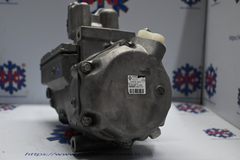 KYOK150399 RENAULT FLUENCE ZE  OEM : 926004760R - 042200-0520