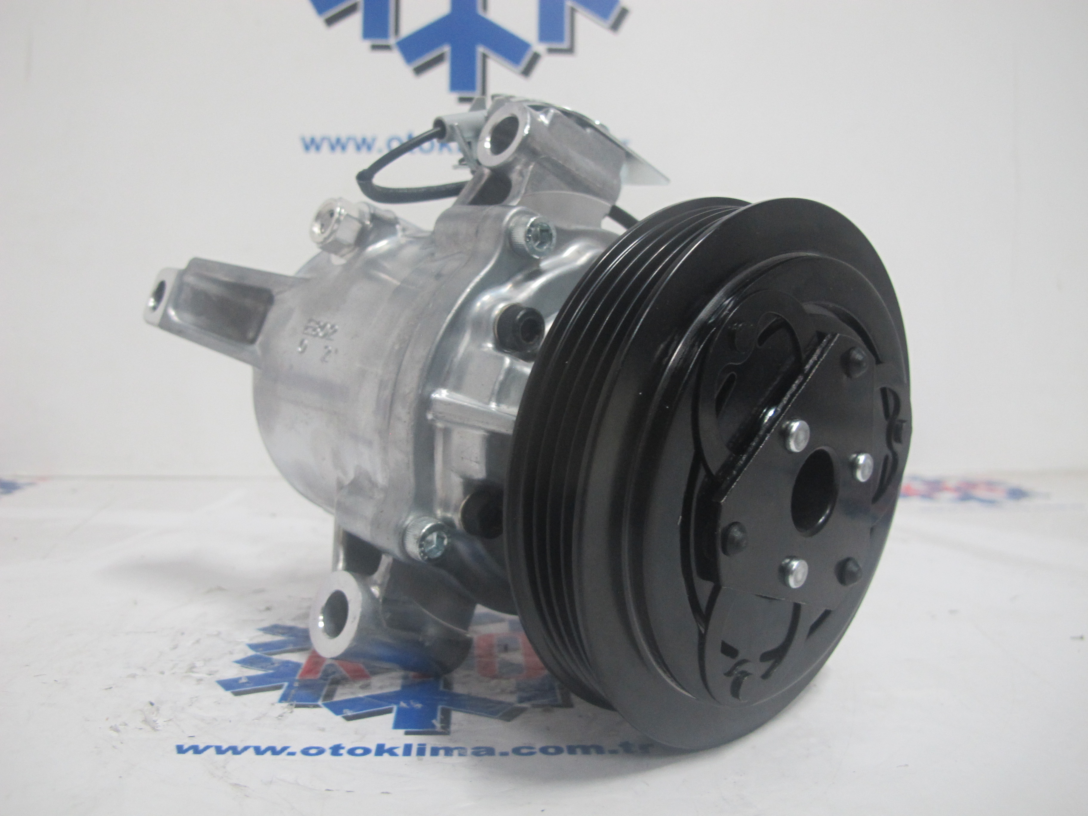 KYOK150422  SUZUKİ SWİFT OEM : 447280-3572 - 95200-52R00