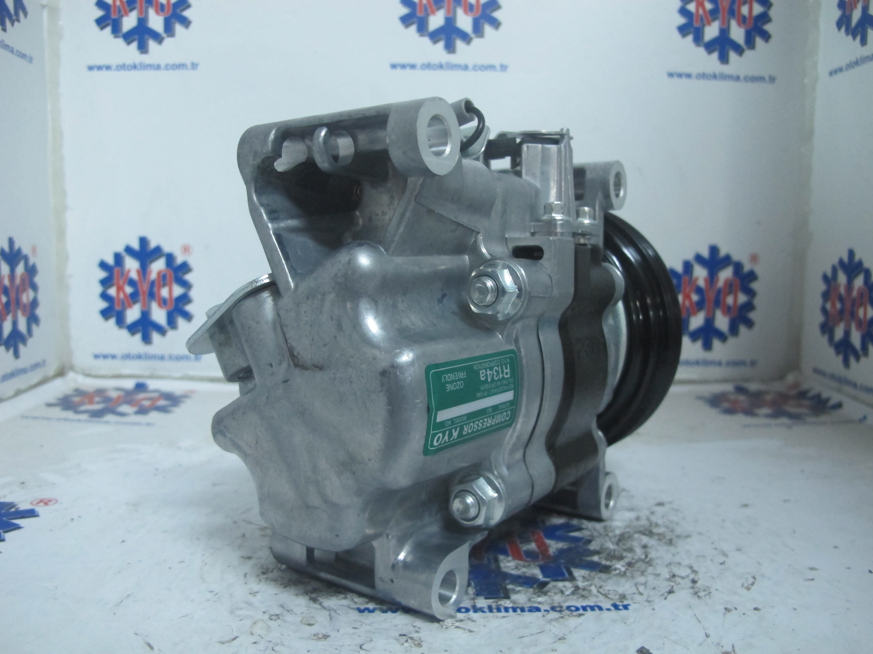 KYOK15050  SUZUKİ SX4  5 PK  OEM : 95201-80JA0