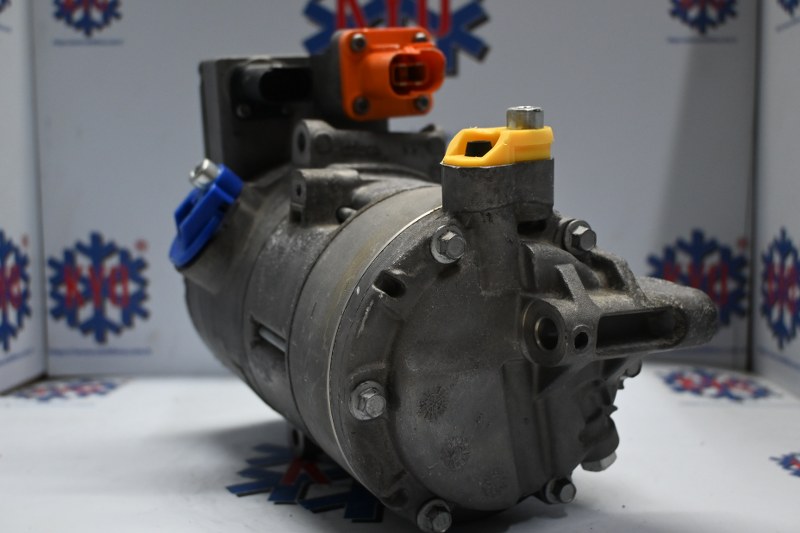 KYOK150501 VOLSKWAGEN GOLF VII / PASSAT / AUDİ A3 OEM : 5QE820803A