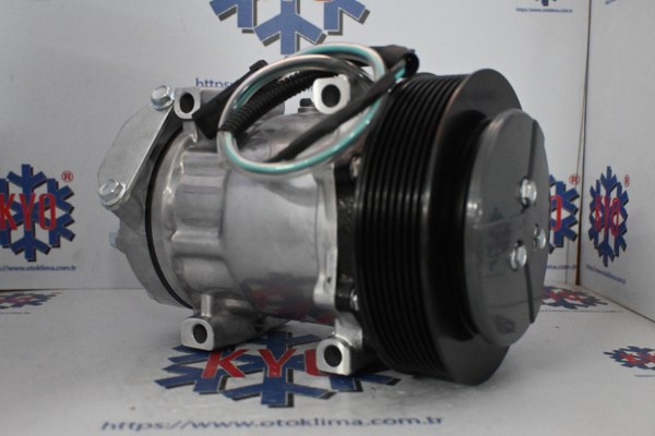 KYOK150510 CATERPİLLAR CAT EXCAVATOR İŞ MAKİNESİ  8 PK OEM : 372-9493