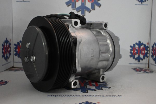 KYOK150510 CATERPİLLAR CAT EXCAVATOR İŞ MAKİNESİ  8 PK OEM : 372-9493