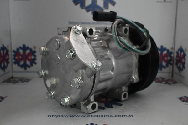 KYOK150510 CATERPİLLAR CAT EXCAVATOR İŞ MAKİNESİ  8 PK OEM : 372-9493