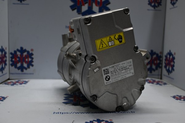 KYOK150518 BMW G70 İ7 -İ4 OEM : 6452-5B31E59-01