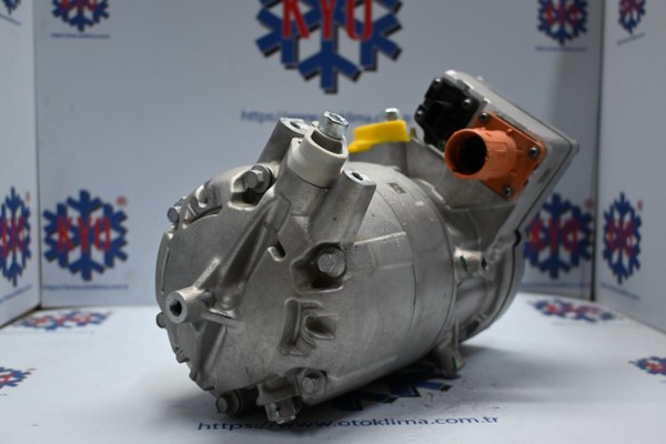 KYOK150518 BMW G70 İ7 -İ4 OEM : 6452-5B31E59-01