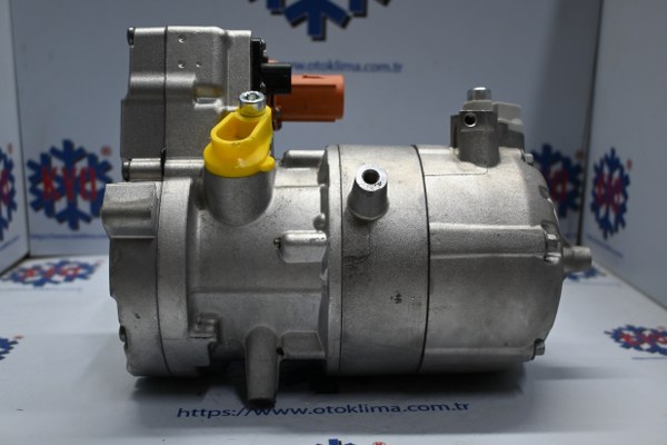 KYOK150518 BMW G70 İ7 -İ4 OEM : 6452-5B31E59-01