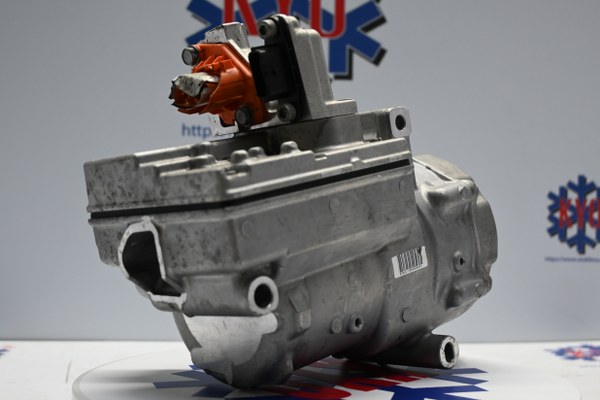 KYOK150524 RENAULT ZOE OEM : 926000134R