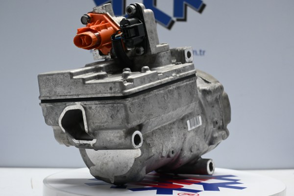 KYOK150526 NİSSAN LEAF OEM : 92600-3NF0A