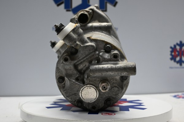 KYOK150527 VOLVO V60 T6 T8 OEM : P32260523