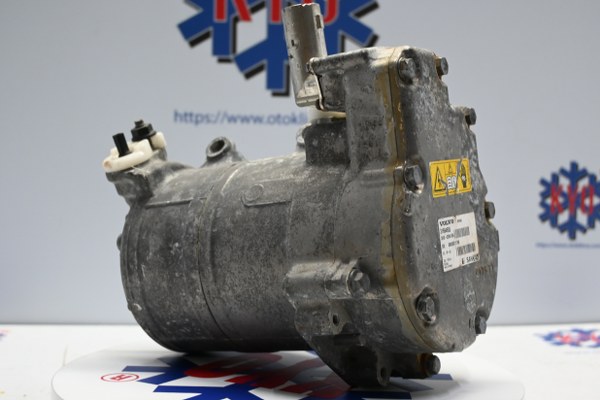 KYOK150528 VOLVO V60 I OEM :31694655
