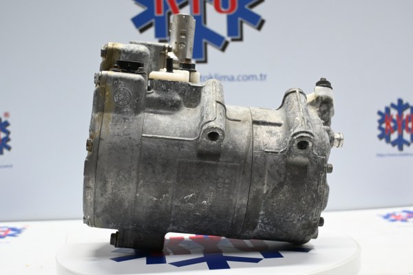 KYOK150528 VOLVO V60 I OEM :31694655