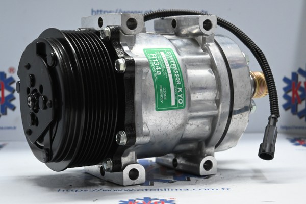 KYOK150534 İVECO İŞ MAKİNESİ SD7H13 8 PK 24V 32X32