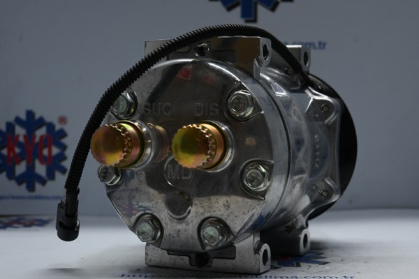 KYOK150534 İVECO İŞ MAKİNESİ SD7H13 8 PK 24V 32X32