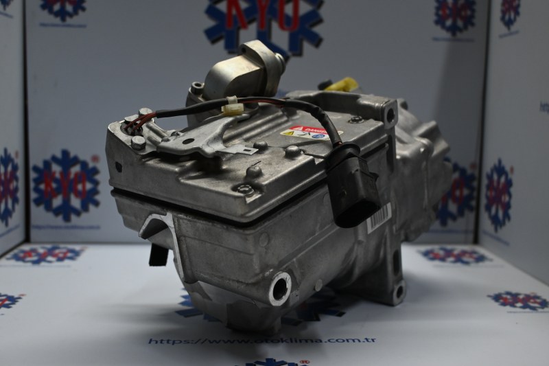 KYOK15077 AUDİ Q5 - Q7 HYBRİD OEM : 8R0260797C