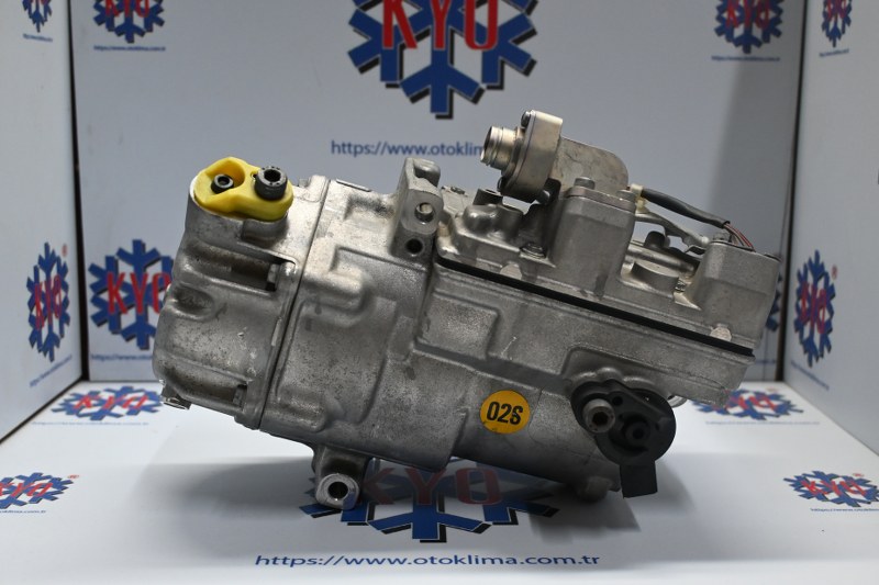 KYOK15077 AUDİ Q5 - Q7 HYBRİD OEM : 8R0260797C