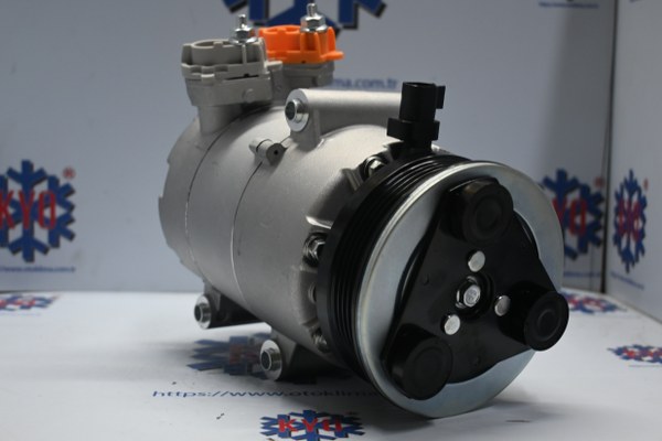 KYOK151128 FORD FOCUS IV 5 PK OEM : F1F119D629A2B