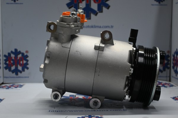 KYOK151128 FORD FOCUS IV 5 PK OEM : F1F119D629A2B