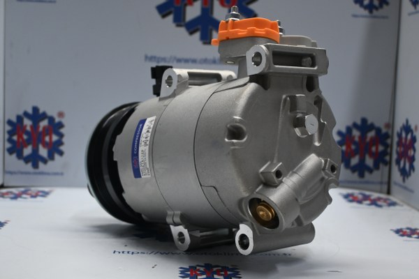 KYOK151128 FORD FOCUS IV 5 PK OEM : F1F119D629A2B