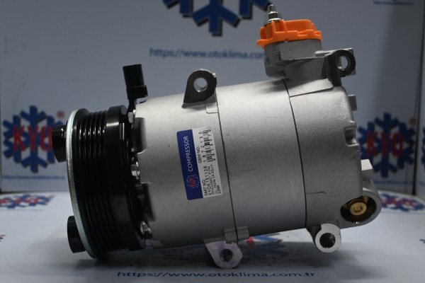 KYOK151128 FORD FOCUS IV 5 PK OEM : F1F119D629A2B