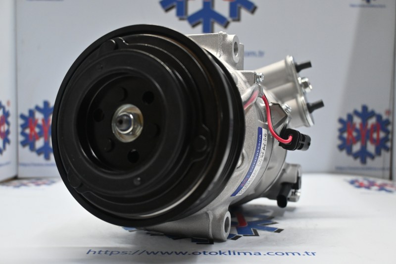 KYOK151132 CHEVROLET CRUZE 5 PK OEM : 39038560