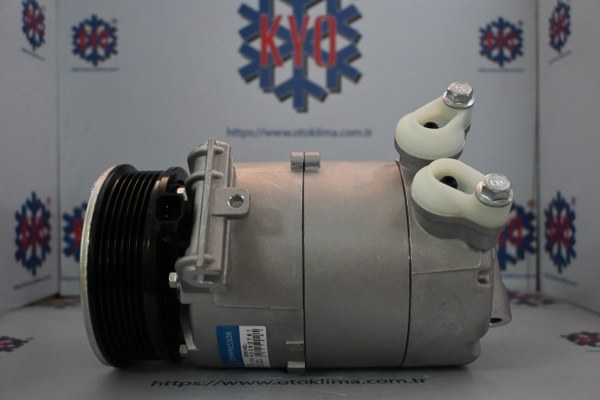 KYOK151138 LAND ROVER 6 PK  OEM : LR035975 - LR027784  