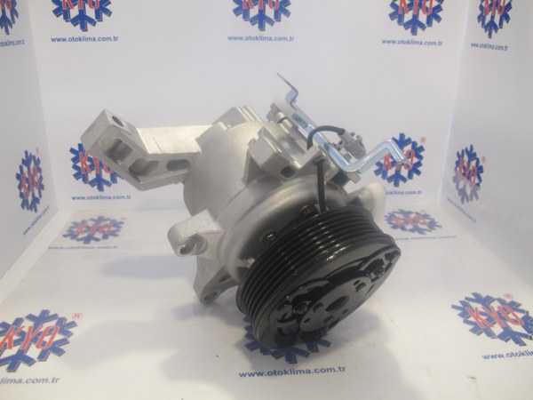 KYOK151146 SUBARU FORESTER  OEM : 73111-FJ000