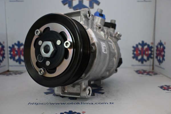 KYOK151159 VOLKSWAGEN GOLF VII 6 PK OEM:5Q0816803 