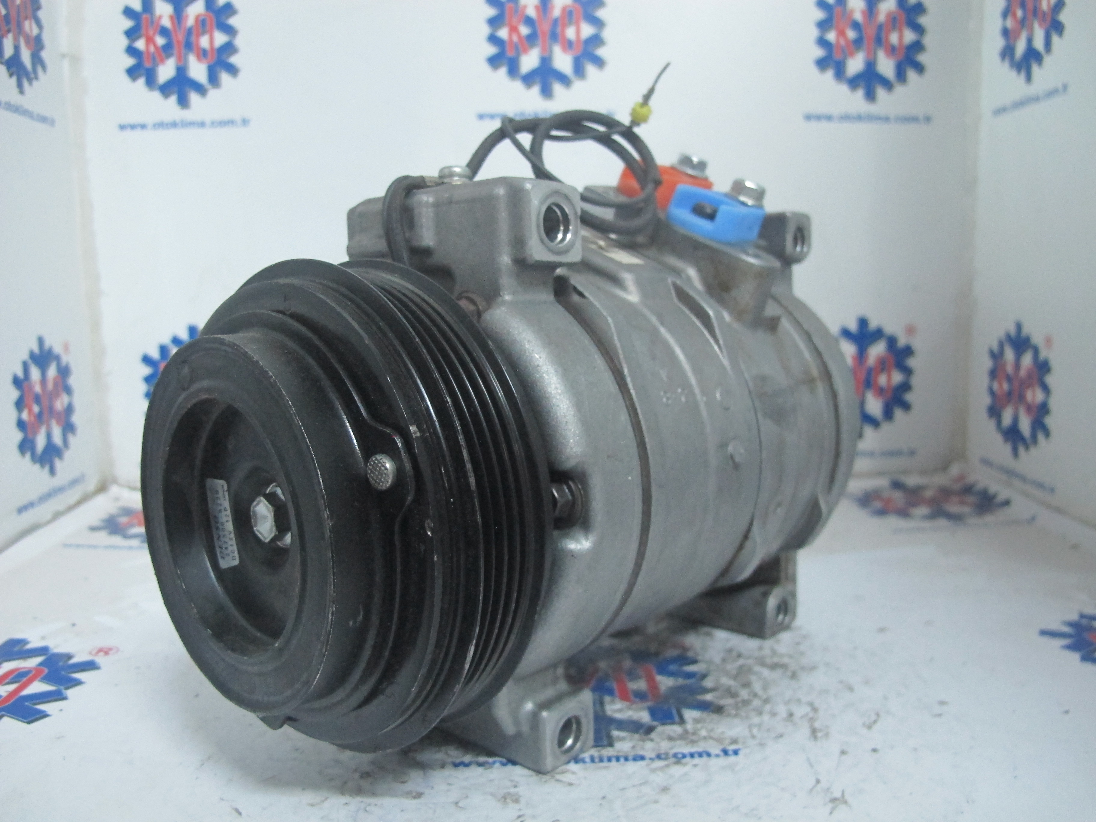 KYOK151177  IVECO DALLY 4 PK OEM:447280-1800