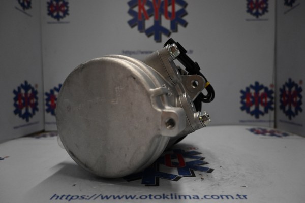 KYOK15120 İŞ MAKİNESİ TRAKTÖR V KAYİŞ OEM : 717638