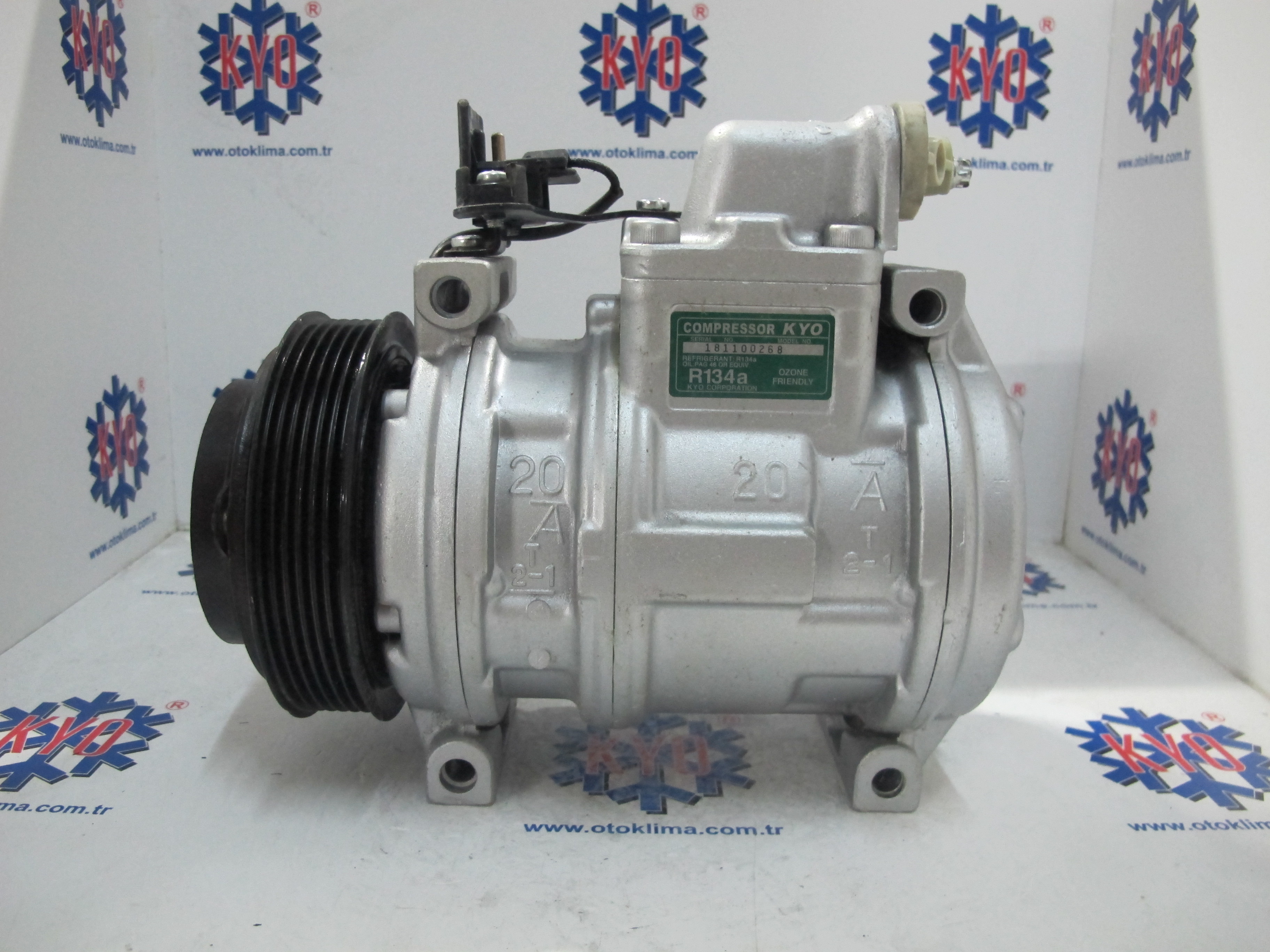 KYOK151228 W140  OEM: 447200-6720