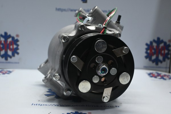 KYOK15123  HONDA CR-V 7 PK OEM:38810PNB006