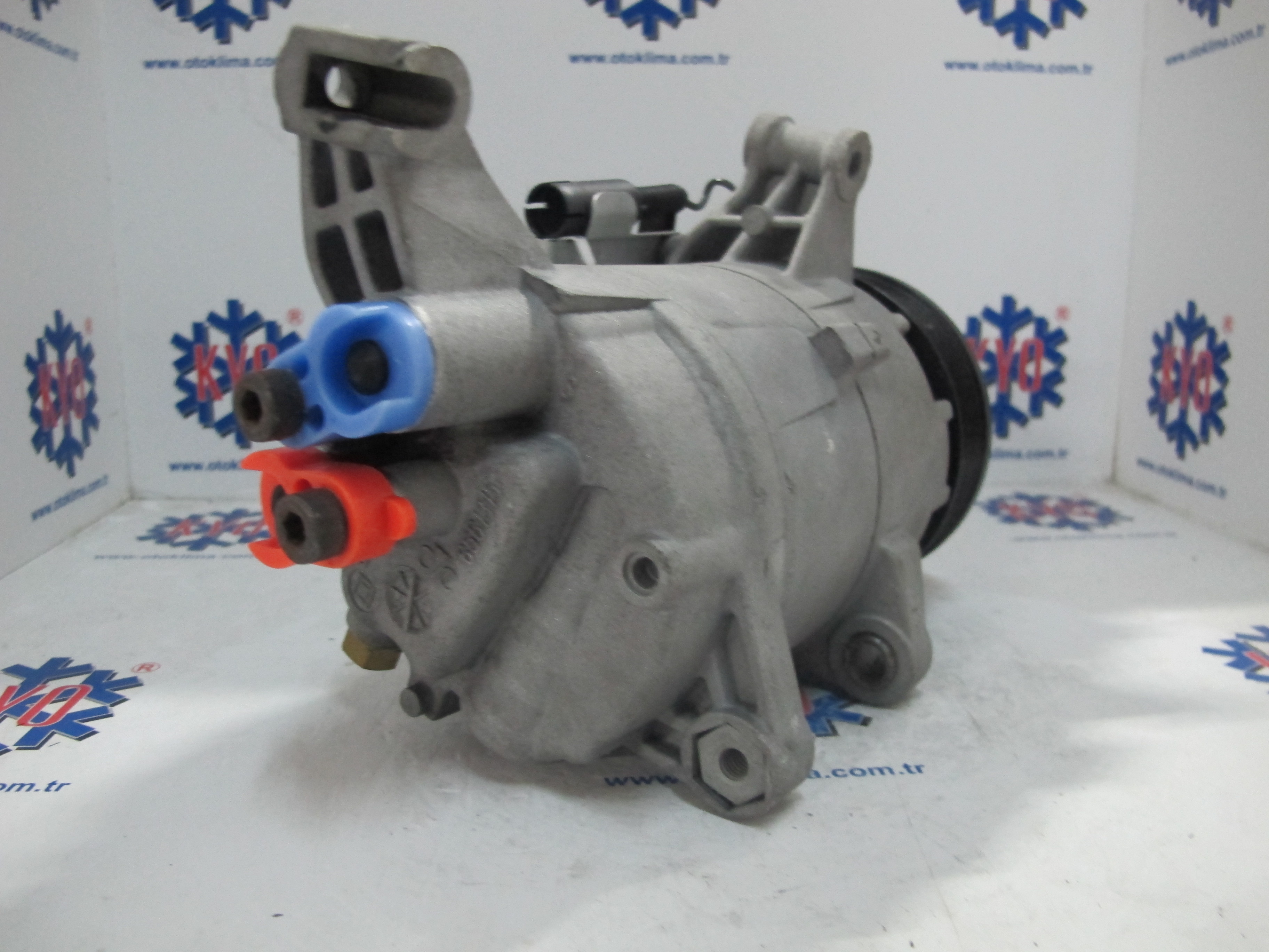 KYOK151249 MINI COOPER  OEM: 64526918122