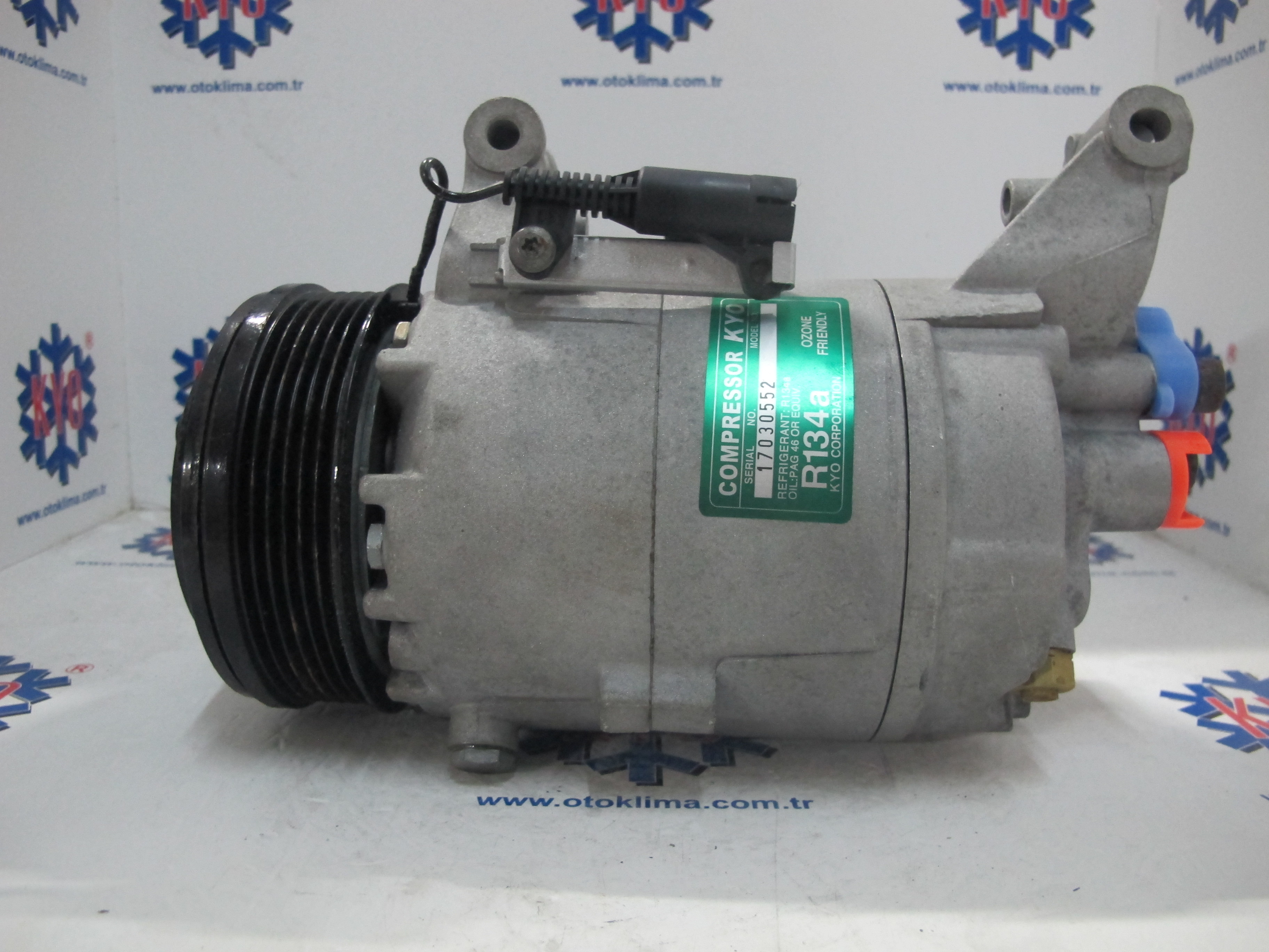 KYOK151249 MINI COOPER  OEM: 64526918122