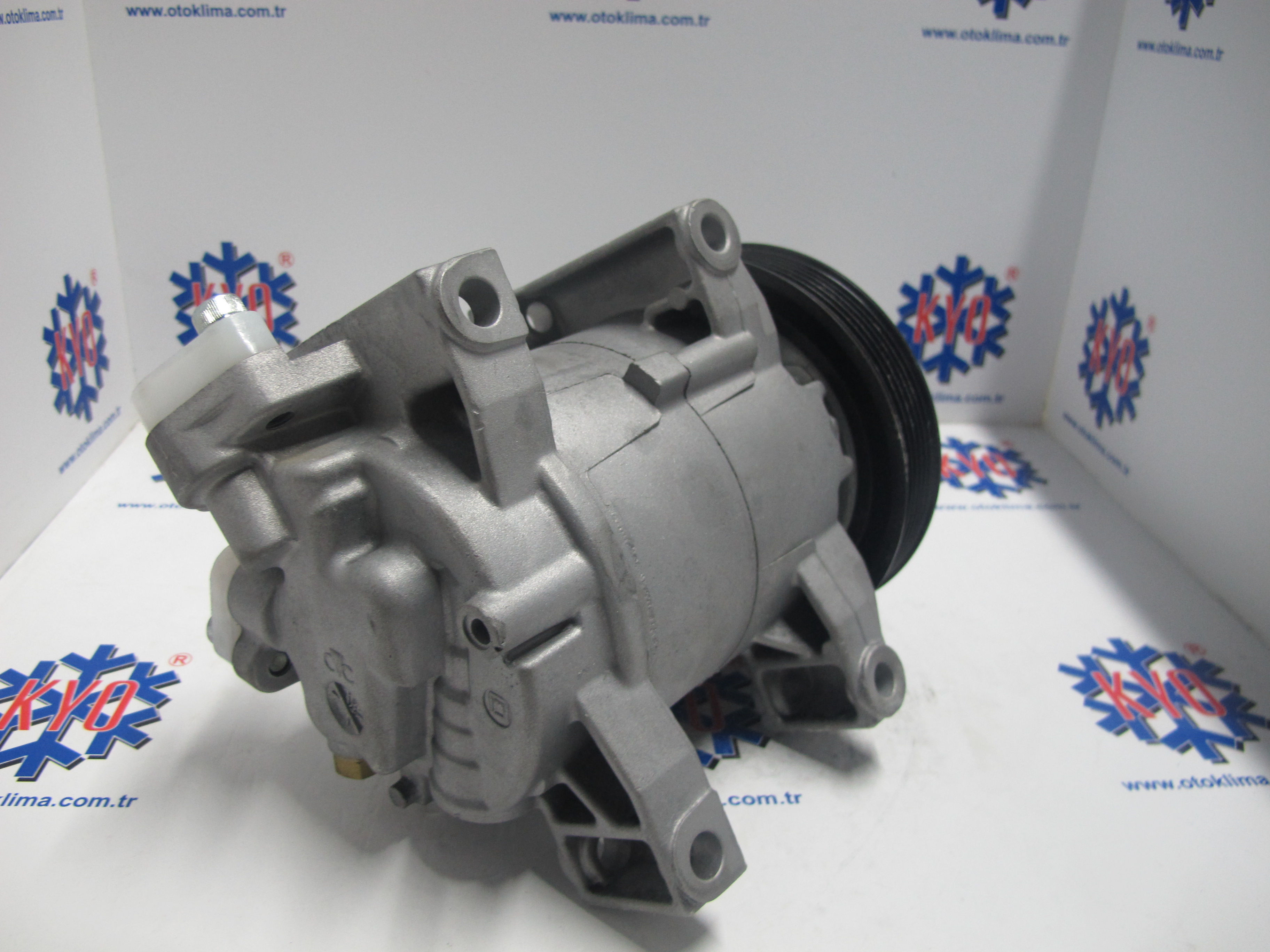 KYOK151264 NİSSAN ALMERA II OEM : 926009F500