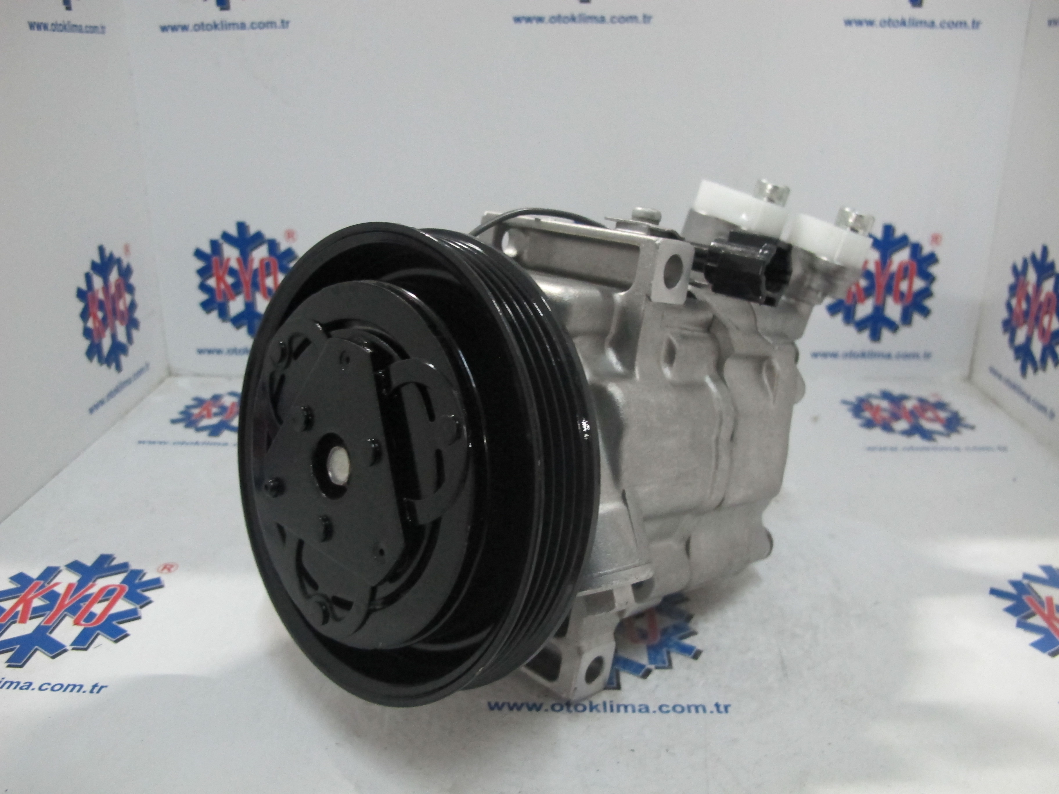 KYOK151269 NISSAN MARCH OEM:92600217342