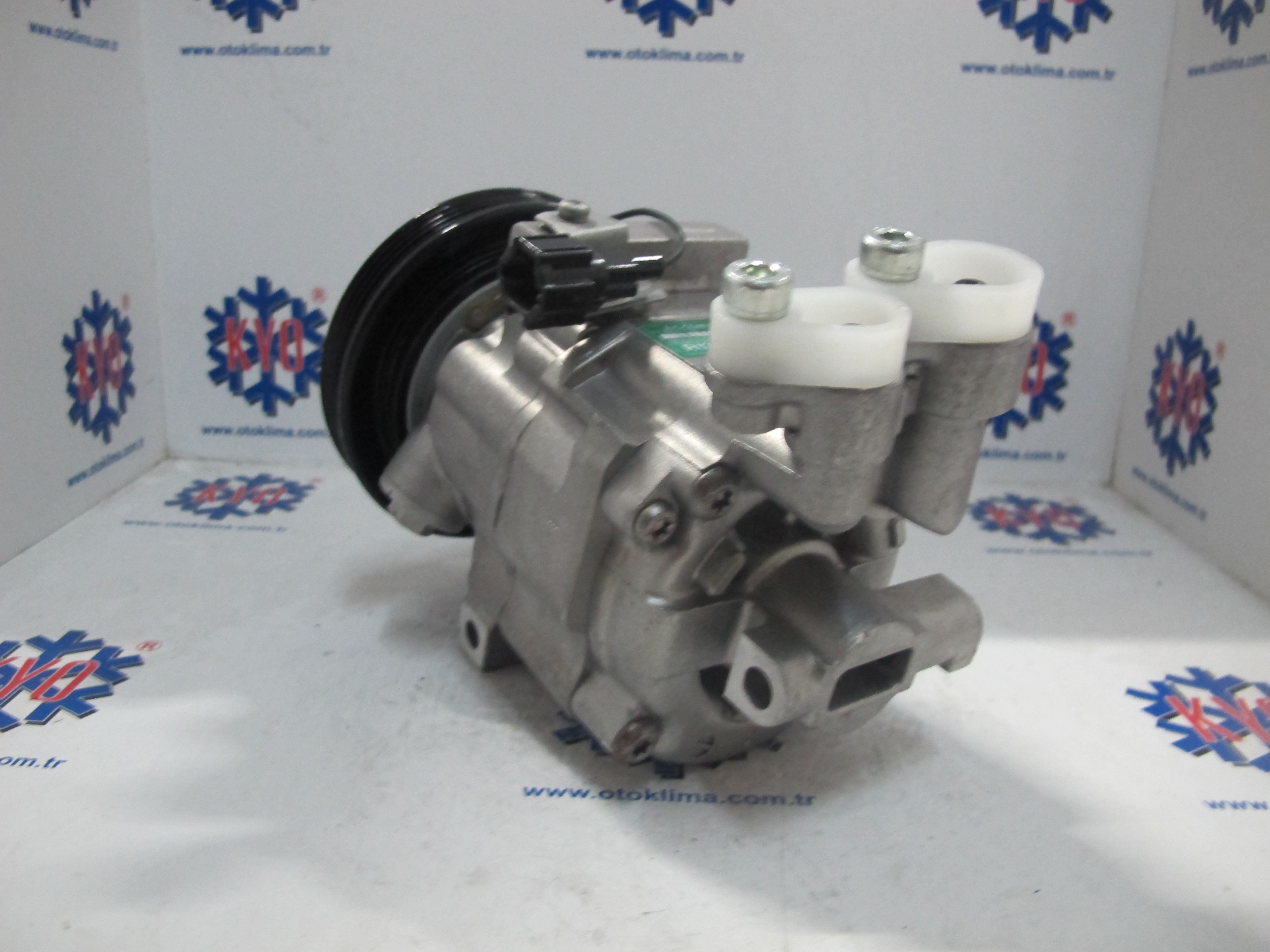 KYOK151269 NISSAN MARCH OEM:92600217342