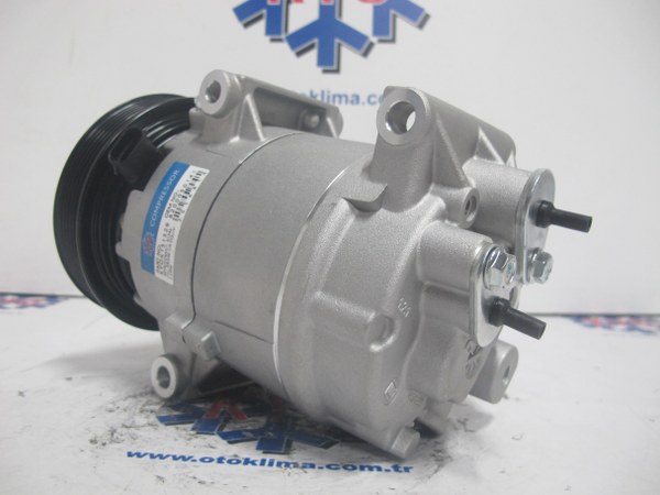 KYOK151329 RENAULT MEGANE II OEM: 8200050141 - 7711135105-8200316164 - 8671016163