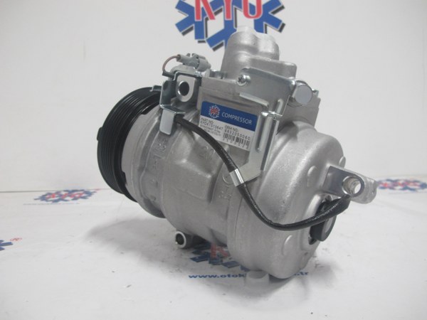 KYOK151364  TOYOTA LEXUS 6 PK  OEM : 8832050060