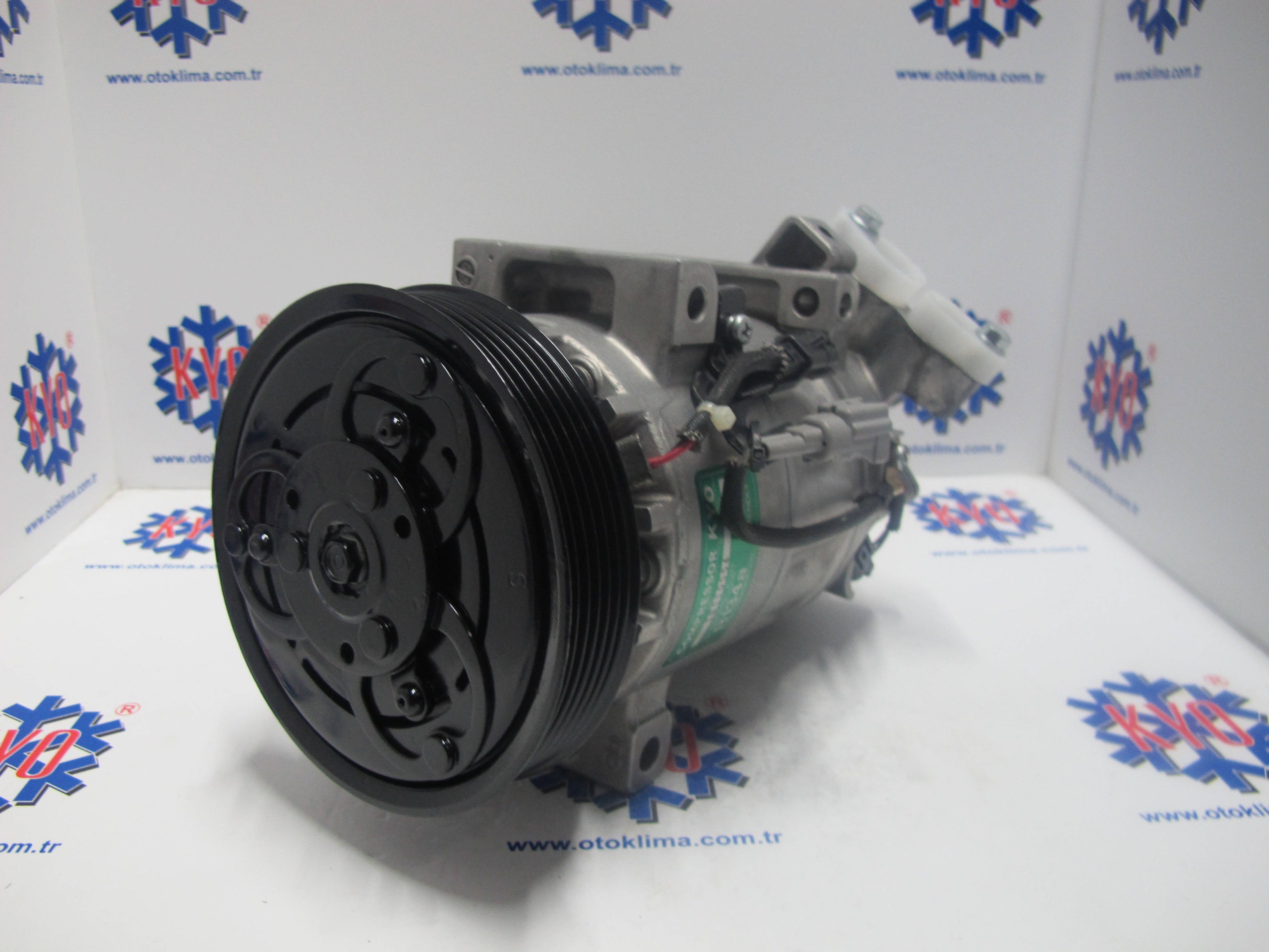 KYOK151402 RENAULT CLİO IV OEM:926002352R