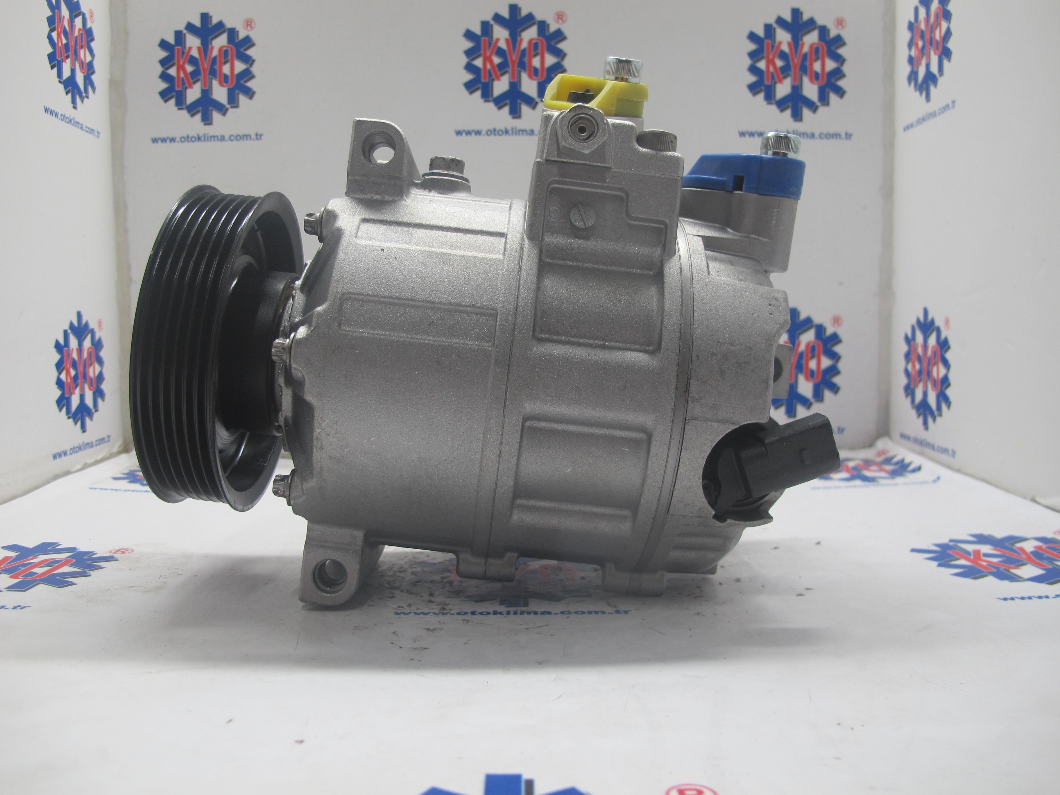 KYOK151410 VOLKSWAGEN GOLF 6 PK  OEM: 1K0820803H