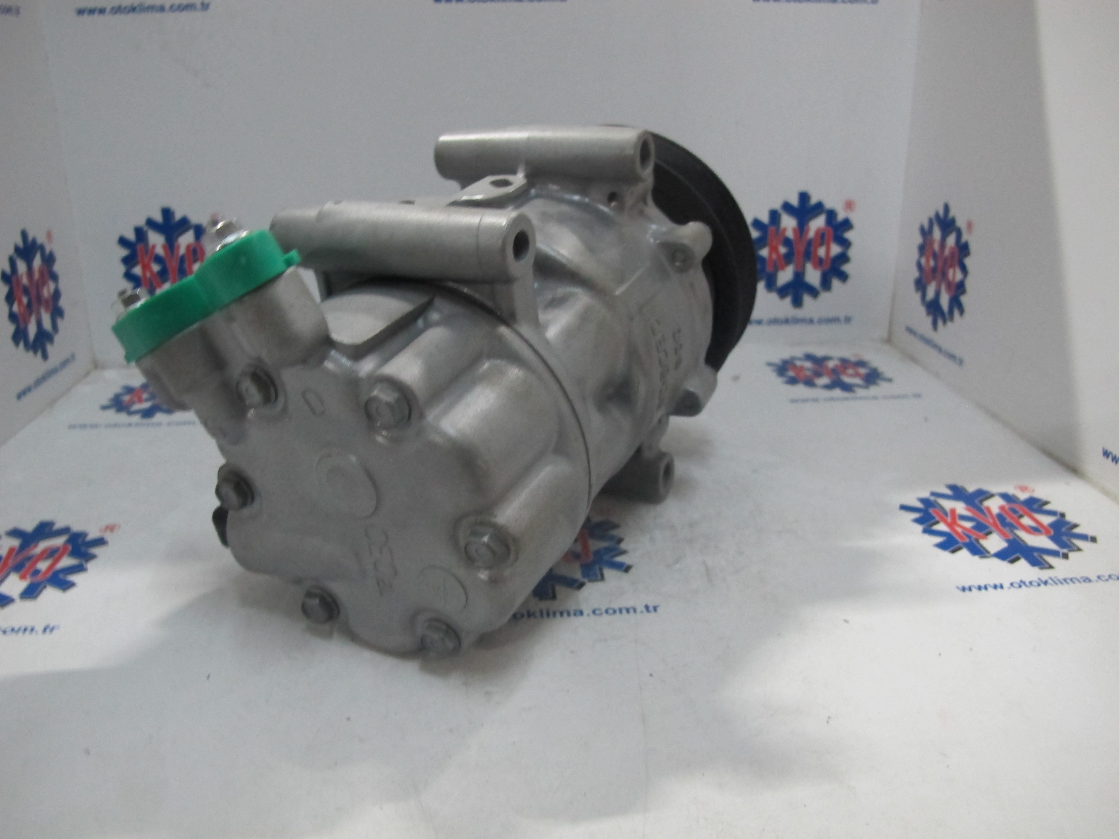 KYOK151448 PEUGEOT  OEM: 9670318880  