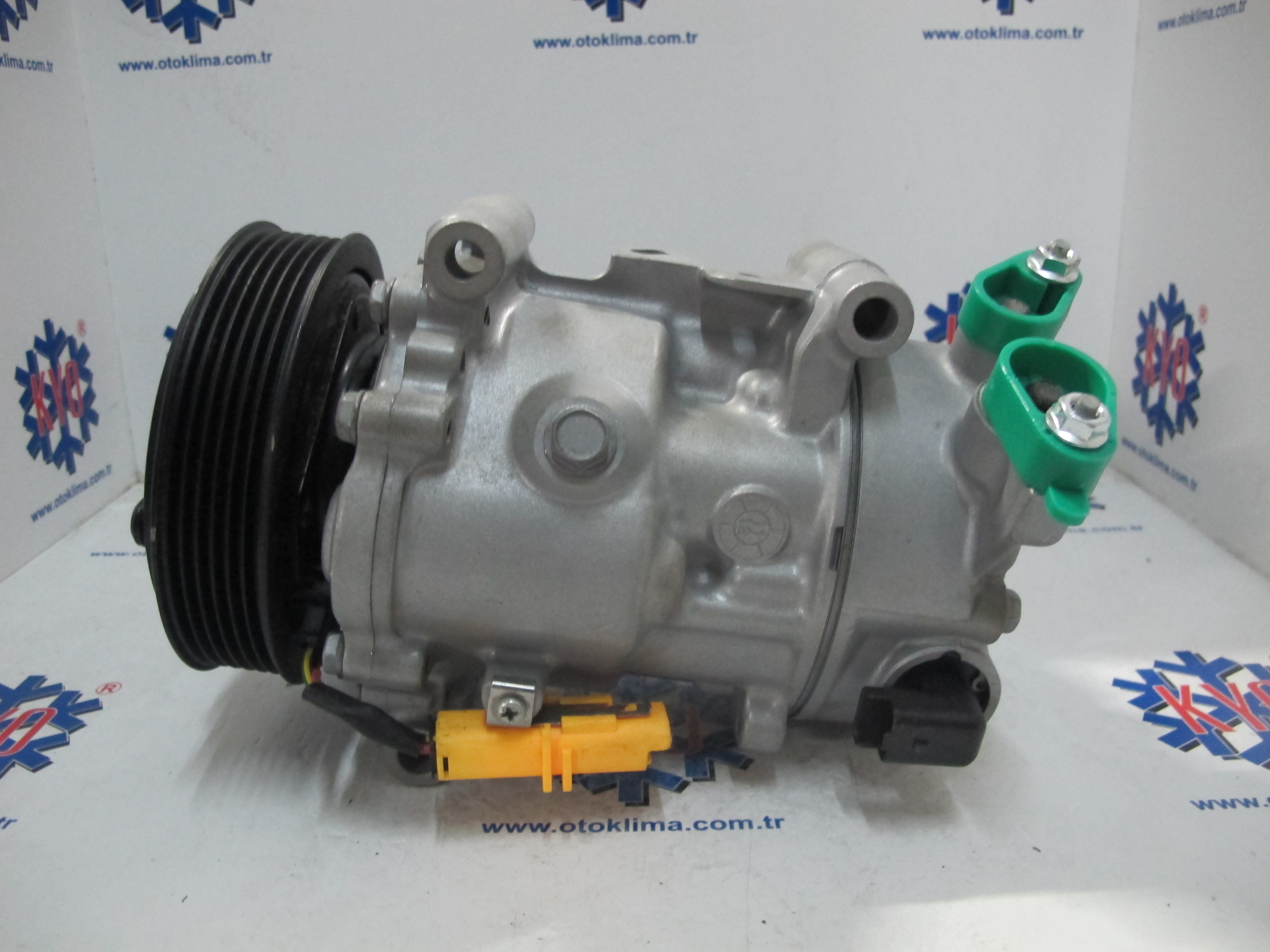 KYOK151448 PEUGEOT  OEM: 9670318880  